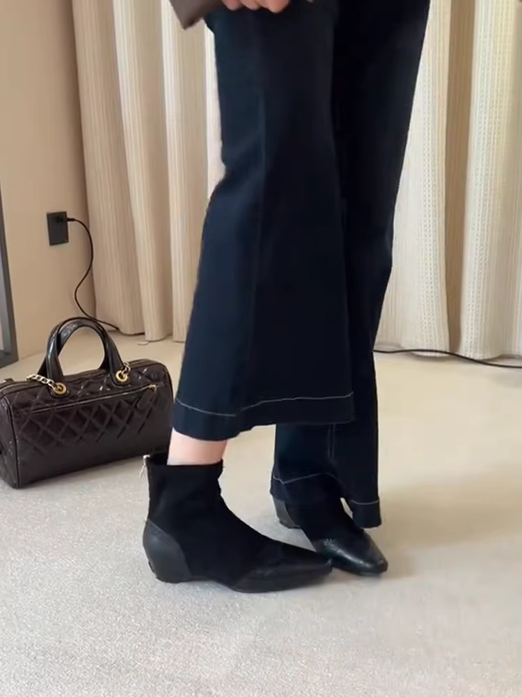 Phiên bản da bò ~ Giày bốt ngắn có khóa kéo phía sau bằng da lộn có tác dụng giảm béo dành cho nữ với chiều cao ẩn tăng, giày bốt thon gọn có dây thun mũi vuông kiểu brogue