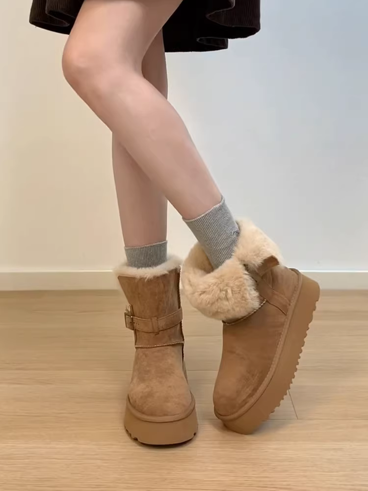 Phiên bản da bò ~ Giày bốt đi tuyết đế dày chống trượt cỡ nhỏ kiểu cổ điển dành cho nữ, Giày bốt cotton dày có khóa thắt lưng bằng da lộn phía Đông Bắc