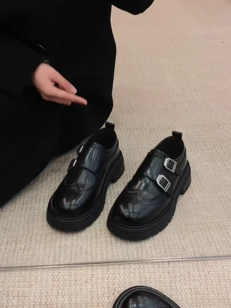 Phiên bản da cừu ~ Giày lười da thật kiểu Anh, kiểu dáng độc đáo, dành cho nữ, có khóa thắt lưng, kiểu brogue, đế dày, mũi tròn, giày da nhỏ.