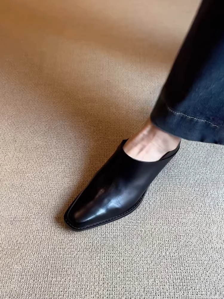 Phiên bản da cừu ~ Giày lười nữ thanh lịch, mũi vuông sâu, giày da nhỏ độc đáo, gót vừa, giày đơn da thật để đi làm.