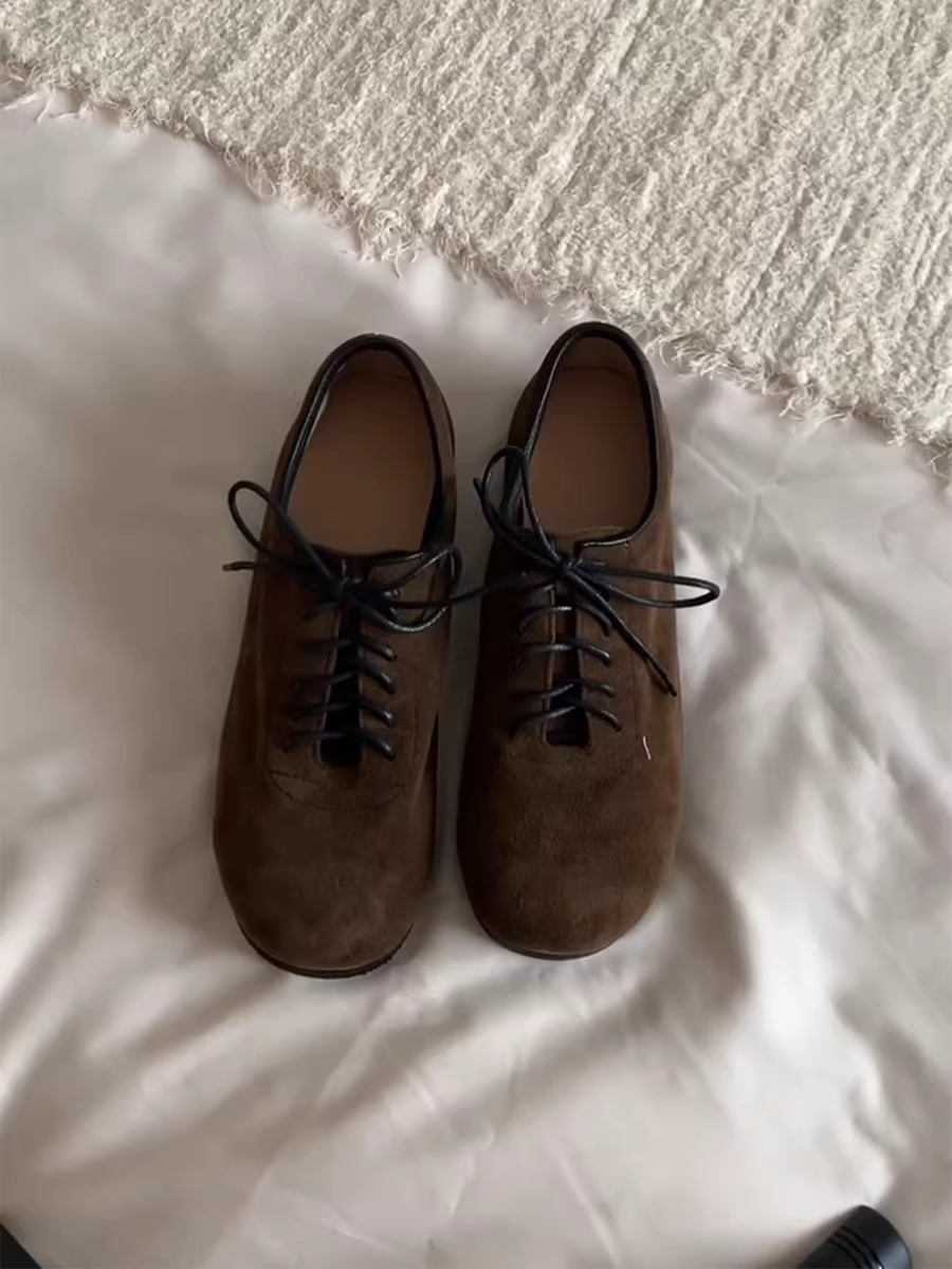 Phiên bản da cừu ~ 24 đôi giày đế bằng da thật phong cách retro mới của Hàn Quốc có dây buộc mũi tròn màu nâu dành cho nữ