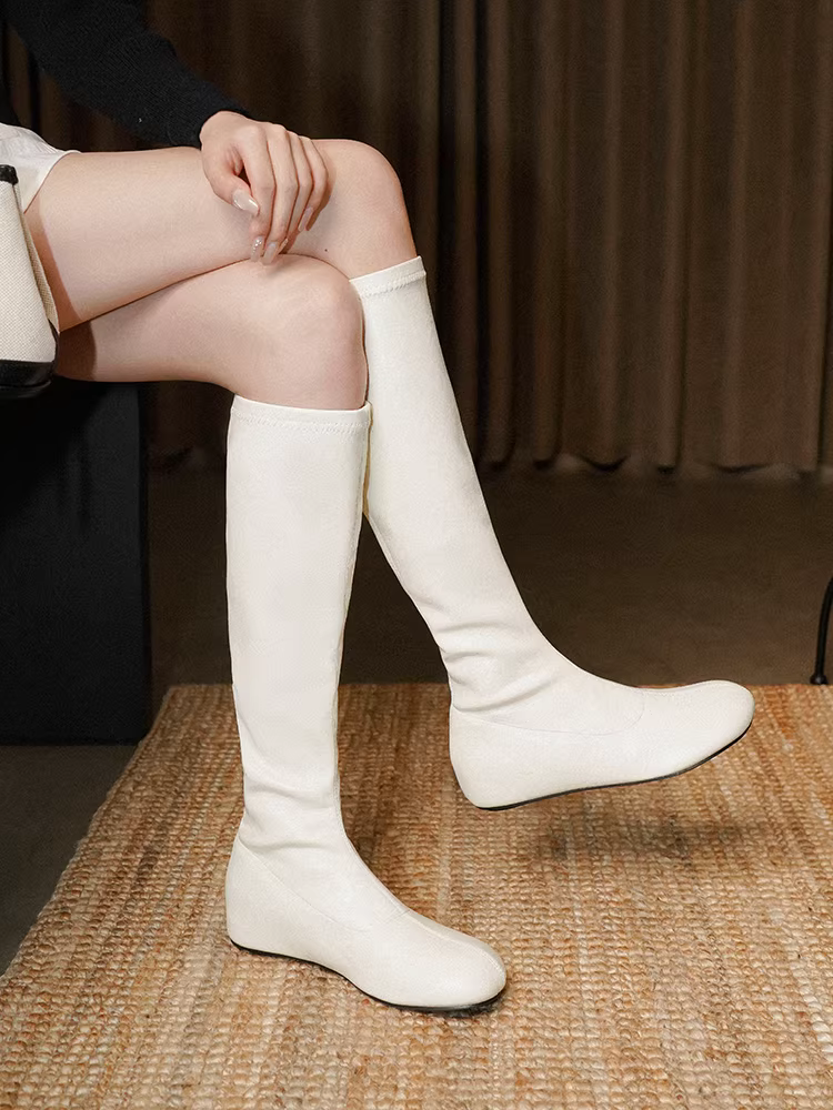 Pear Xiaoqi~ Giày bốt dài ống rộng đa năng và nhẹ nhàng theo phong cách Hàn Quốc dành cho nữ với độ tăng chiều cao ẩn, mũi tròn, giúp thon gọn, thích hợp để mặc ngoài trời, đi xe.