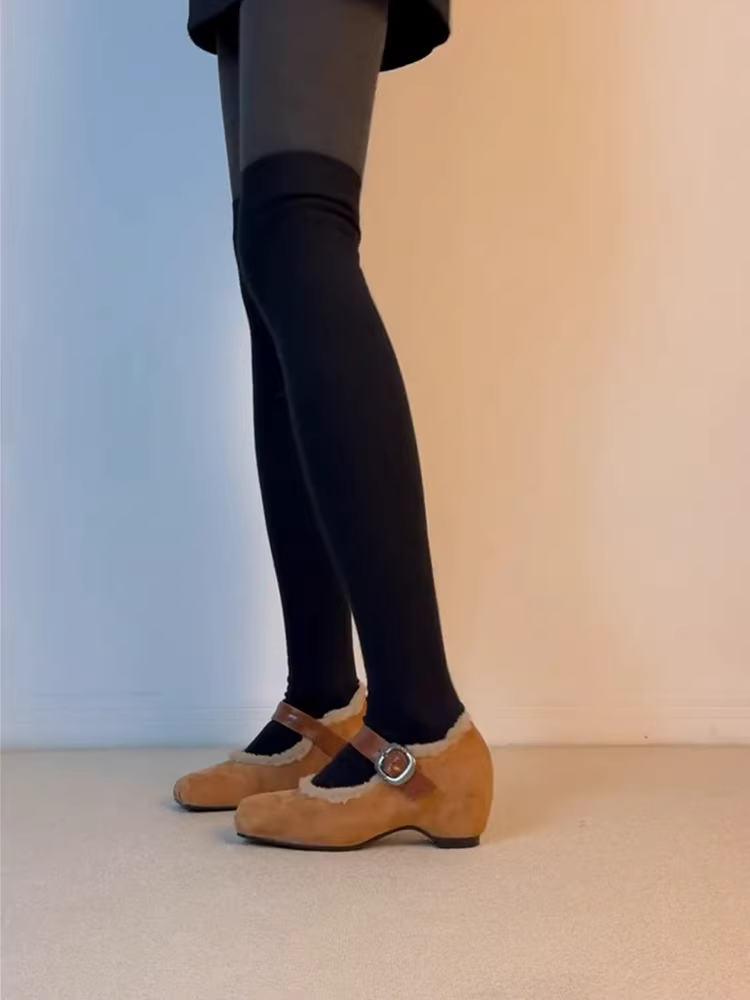 Phiên bản da cừu ~ Giày Mary Jane một dây đeo cổ điển, nhẹ nhàng, đơn giản dành cho nữ, có tăng chiều cao ẩn, mũi vuông, lót lông cừu, kiểu giày bệt kiểu múa ba lê.