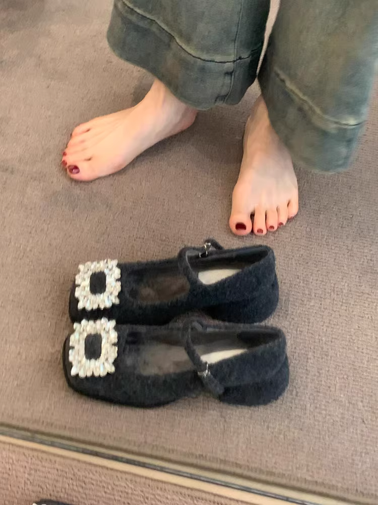 Phiên bản da cừu ~ Giày Mary Jane có khóa vuông đính đá cho nữ, giày đế vuông có dây đeo đơn, giày đế vuông mũi vuông, giày cotton lót lông cừu miệng nông