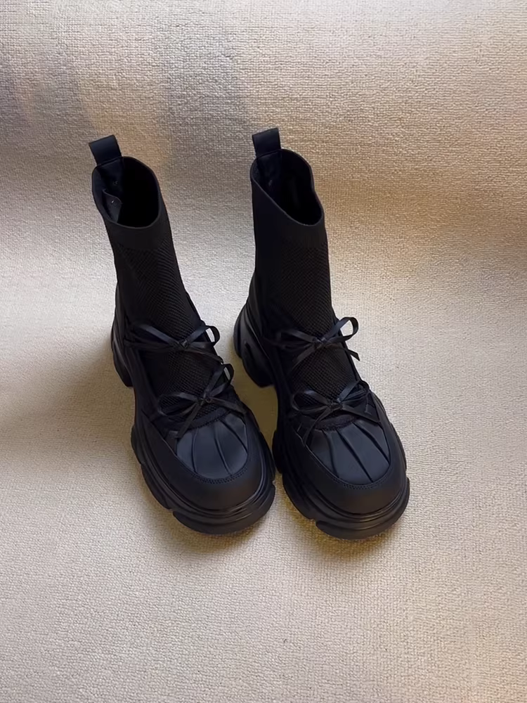 Phiên bản da bò ~ Giày bốt ôm sát co giãn phong cách ngọt ngào và cá tính dành cho nữ, đế dày, kiểu dáng nhỏ nhắn, kiểu bốt bố thắt nơ, bốt ngắn thông thường giúp thon gọn vóc dáng