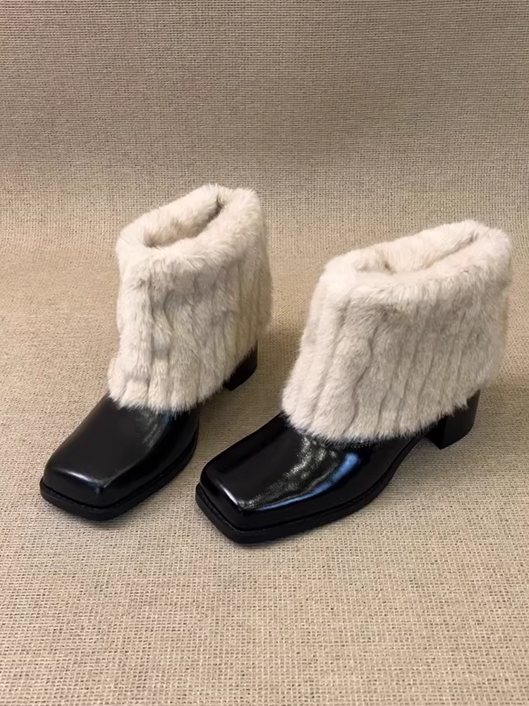 Phiên bản da bò~ Giày bốt thời trang độc đáo mũi vuông phong cách Pháp dành cho nữ, giày bốt ngắn lông thú gót dày hợp thời trang mùa thu đông phong cách Anh