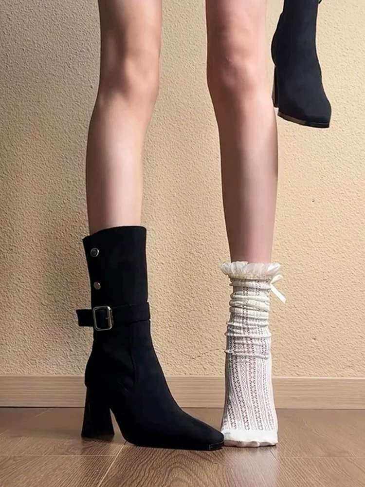 Phiên bản da bò ~ Giày bốt cưỡi ngựa da lộn có khóa đa năng dành cho nữ, giày bốt kiểu phương Tây mũi vuông có khóa thắt lưng phong cách cổ điển