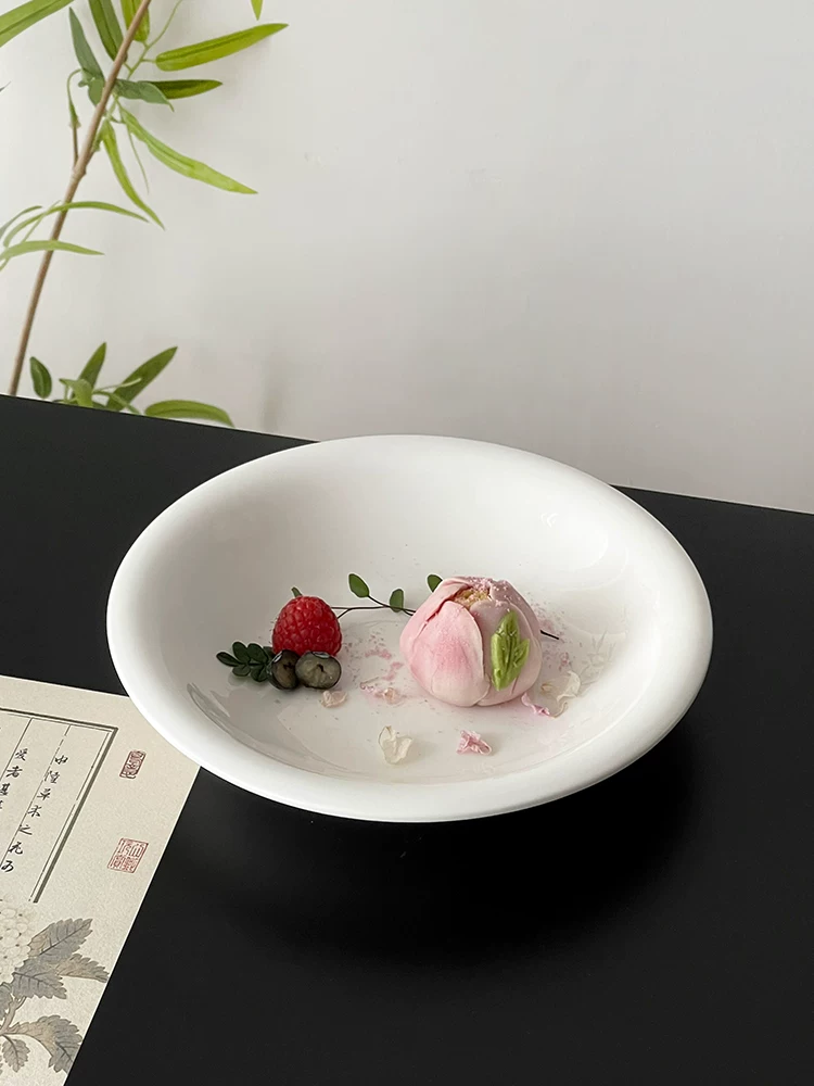 Đĩa sứ trắng sáng tạo độc đáo, có tính thẩm mỹ cao, dùng cho trà chiều, đĩa tráng miệng, đĩa bánh ngọt, đĩa đựng trái cây.