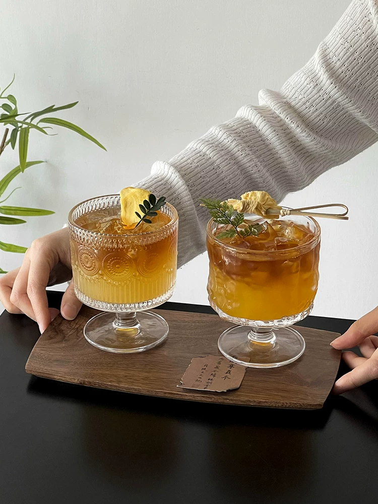 Cốc thủy tinh chân thấp chạm nổi kiểu Trung Quốc, cốc cocktail thẩm mỹ cao, cốc uống nước, cốc nước sáng tạo, cốc tráng miệng.