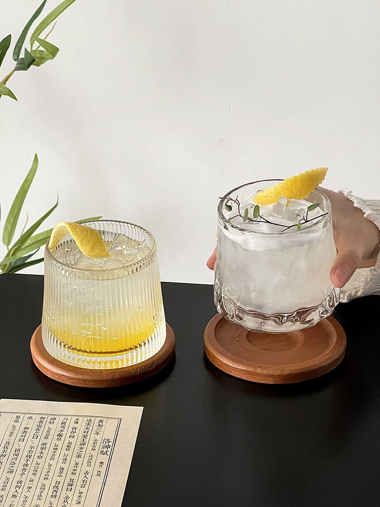 Ly thủy tinh sáng tạo độc đáo kèm đế lót, cốc cao cấp, cốc xoay, ly rượu whisky, cốc quay, cốc cà phê.