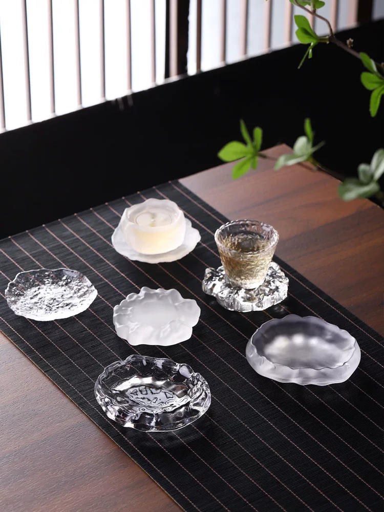 Đế lót ly bằng kính, thảm trà bằng kính mờ kiểu Trung Quốc mới, phụ kiện bộ trà, giá đỡ cốc chịu nhiệt.