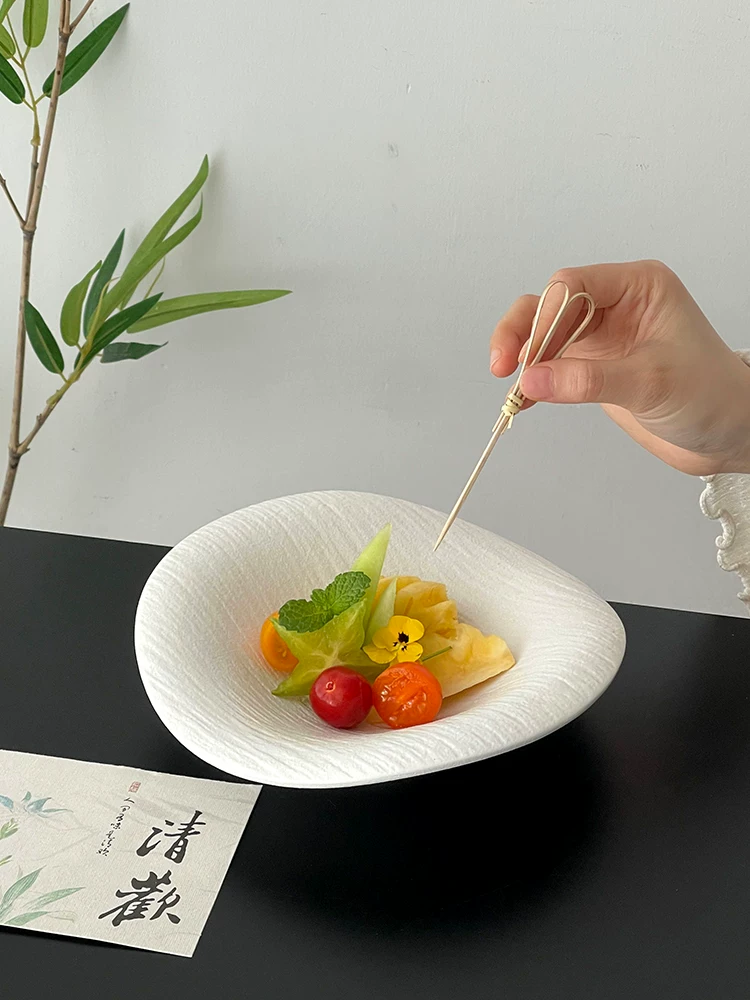 Đĩa gốm sứ phong cách cổ điển Trung Quốc, đĩa tráng miệng trà chiều tinh tế, đĩa trái cây cao cấp hình dáng độc đáo, đĩa dùng trên bàn ăn.