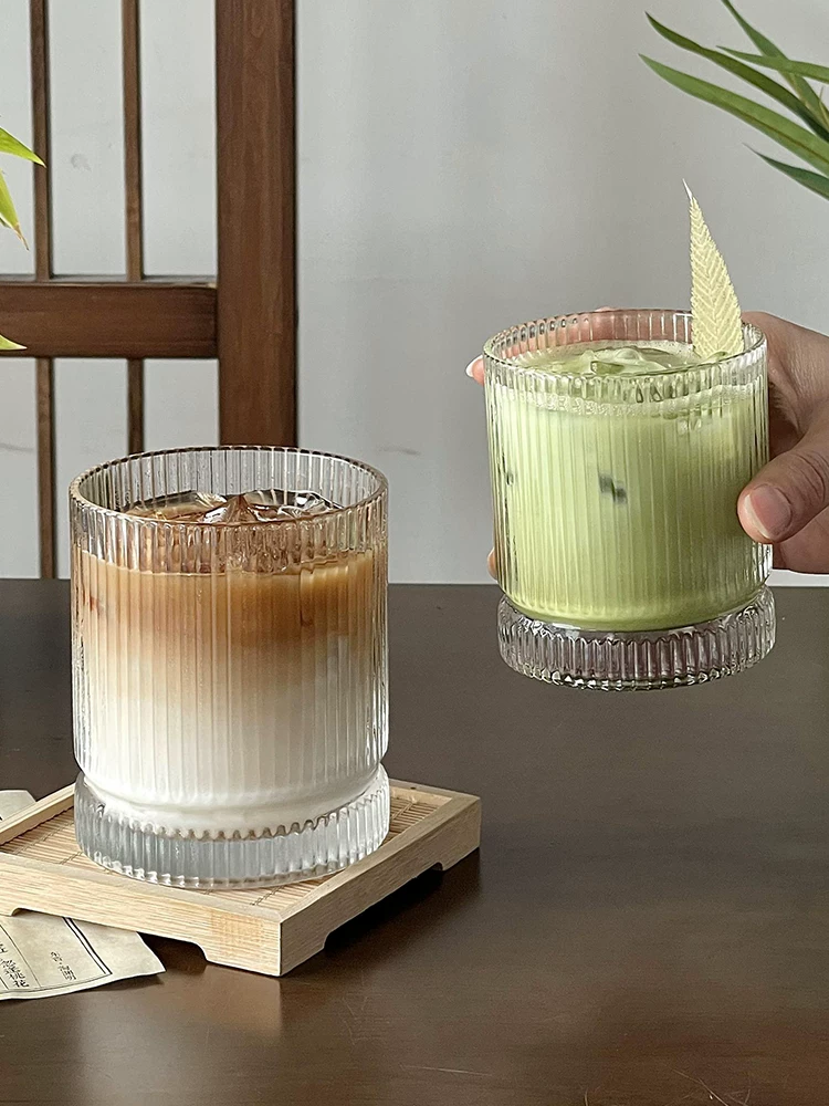 Ly thủy tinh trong suốt kẻ sọc phong cách Ins, dùng trong nhà, thẩm mỹ cao, ly cà phê đơn giản, ly nước ép, ly sữa.