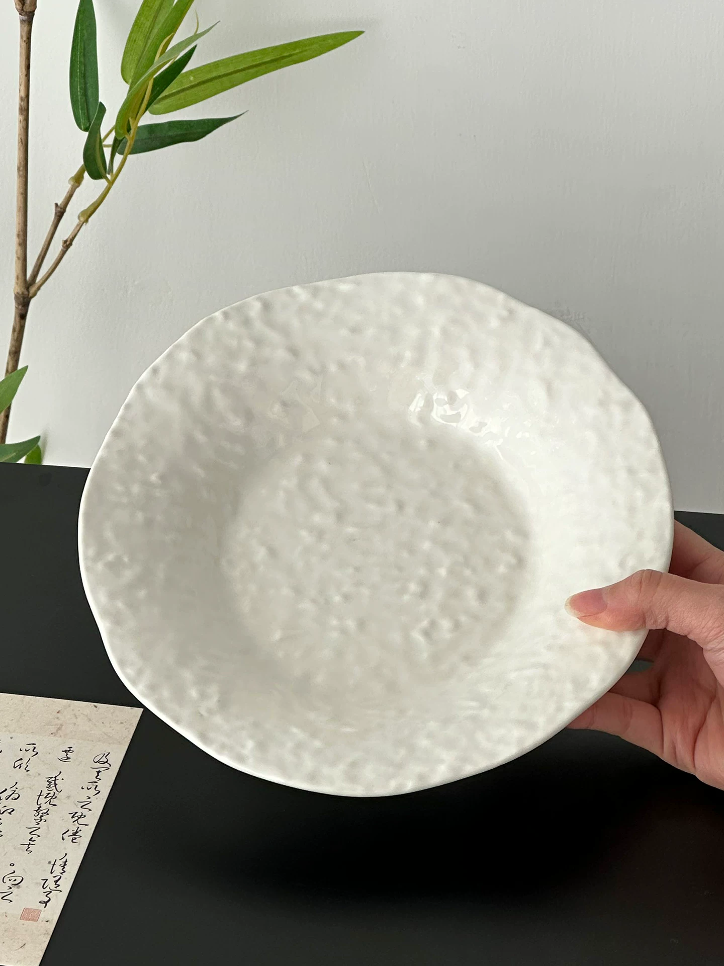 Đĩa sứ cao cấp họa tiết đá nổi, đĩa trái cây tinh tế, đĩa ăn nhẹ trà chiều, đĩa trái cây, đĩa bánh ngọt