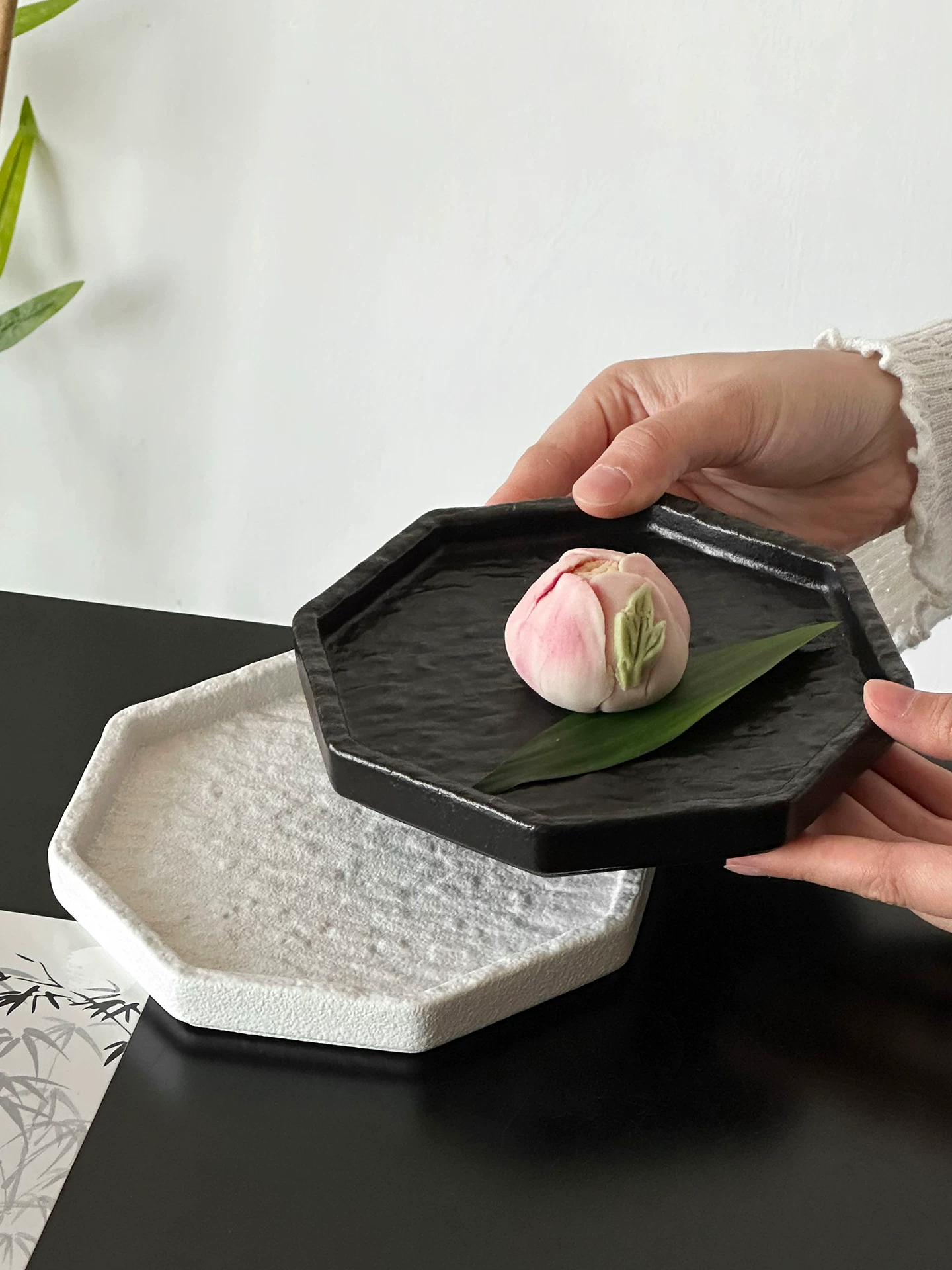 Khay hình bát giác họa tiết đá phong cách Trung Hoa, đĩa ăn nhẹ trà chiều tinh tế, đĩa trái cây cổ điển, đĩa tráng miệng, đĩa sứ.