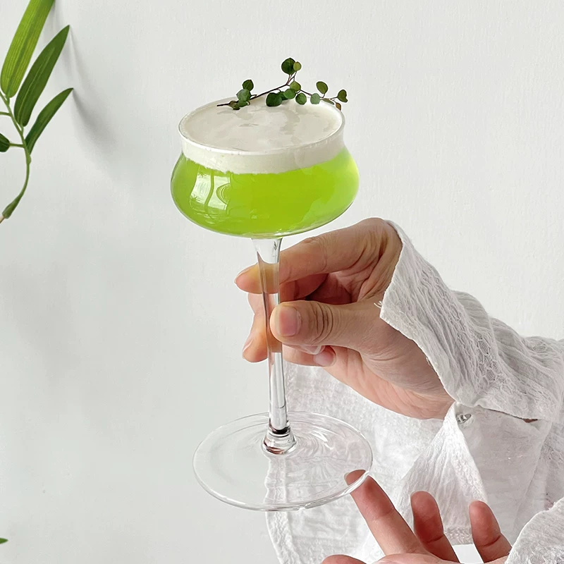 Ly trà và rượu kiểu Trung Quốc, ly nếm hương vị sáng tạo, ly sâm panh, ly cocktail, ly cao, cốc thủy tinh.