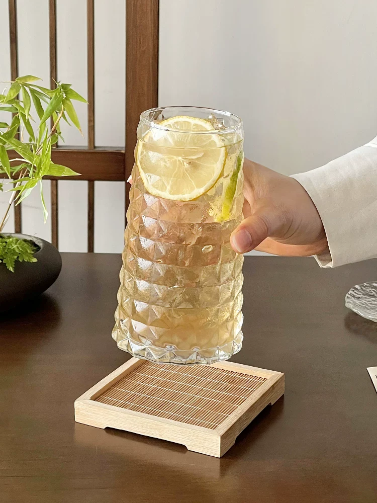 Ly thủy tinh họa tiết kim cương dùng trong gia đình, ly trà trái cây thời thượng, ly đựng đồ uống lạnh, ly nước có ga thẩm mỹ cao, ly đựng đồ uống.