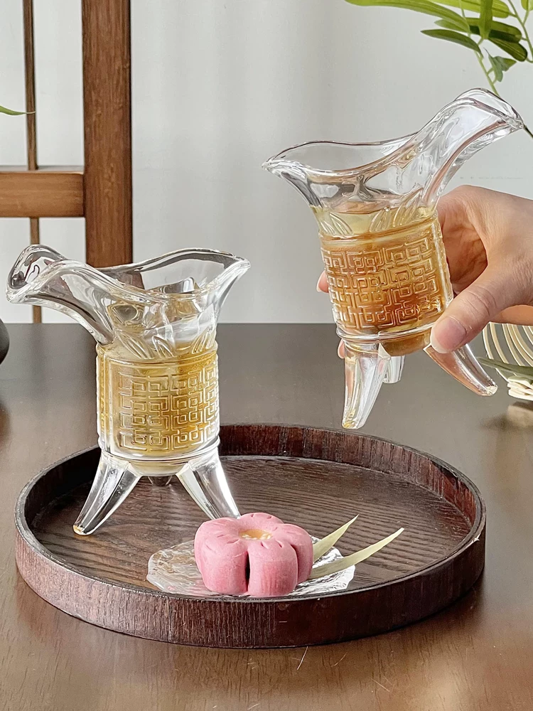 Cốc thủy tinh kiểu Trung Quốc mới dành cho trà ủ lạnh, cốc hoàng gia sáng tạo, cốc ba chân kiểu cổ điển dùng cho trà ủ lạnh.