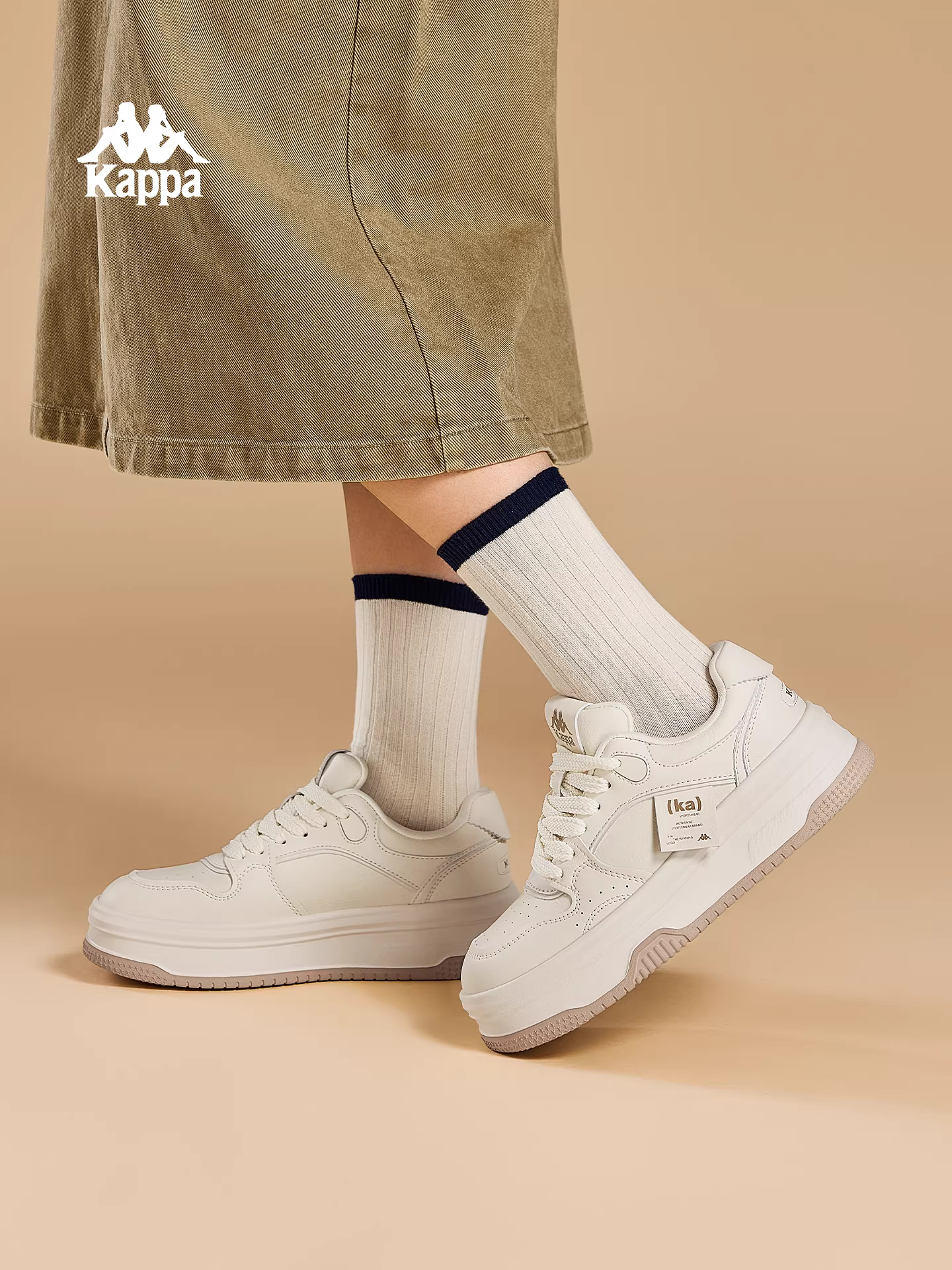 Giày thể thao nữ Kappa đế dày tăng chiều cao màu trắng, mẫu mới mùa đông 2025, giày thể thao đa năng, thời trang.