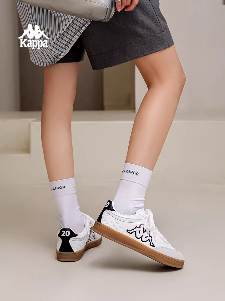 Giày tập luyện Kappa retro Đức dành cho nữ 2025, mẫu mới mùa đông, nhẹ, đa năng, màu trắng, đế mềm đa năng