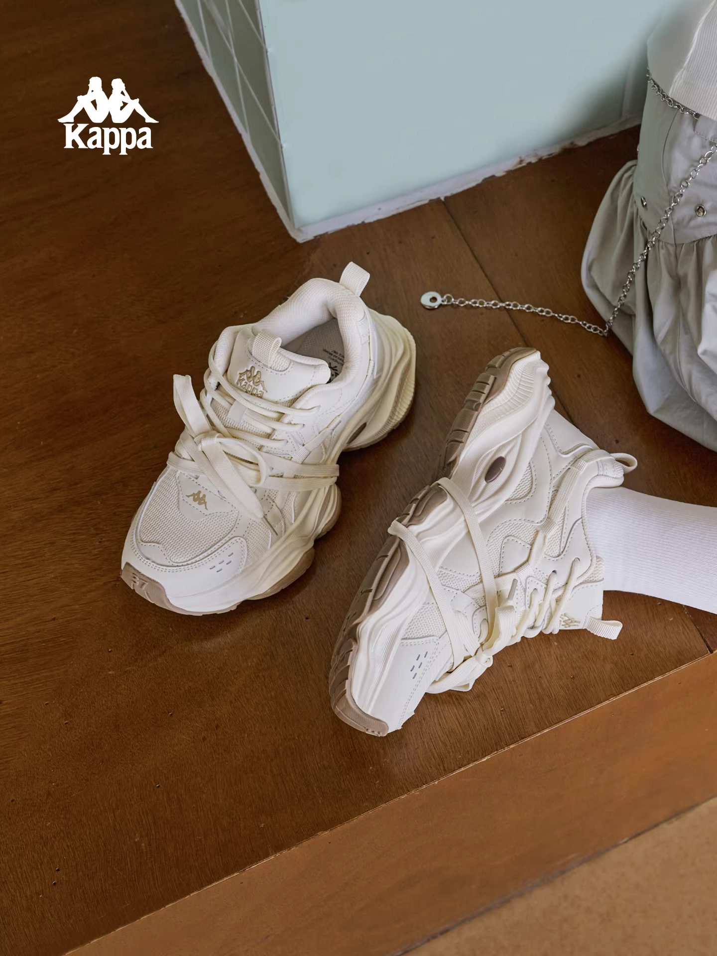 Giày bố đế dày Kappa dành cho nữ, mẫu mới mùa đông 2025, giày thể thao đa năng phong cách retro, giày tăng chiều cao đang thịnh hành.