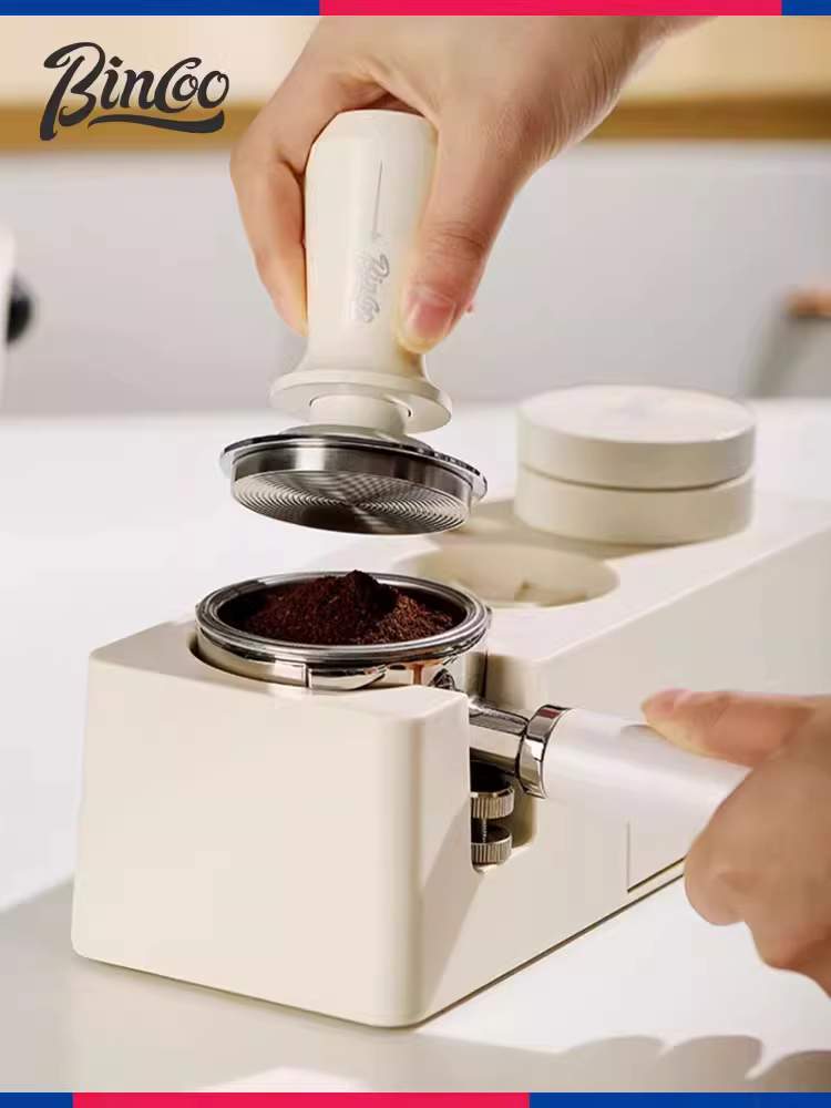 Bộ dụng cụ tamper cà phê Bincoo ba món, gồm dụng cụ phân phối bột cà phê, búa tamper và hộp đựng, dành cho máy pha cà phê Ý.