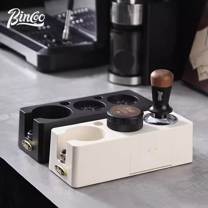 Bộ ba dụng cụ cà phê Bincoo gồm đế ép cà phê, búa ép cà phê và dụng cụ phân phối, dùng để đựng dụng cụ cà phê 51/58mm.