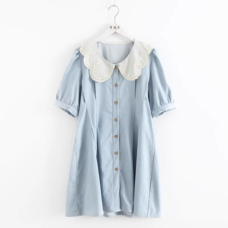 Dream Box 2023 Mùa Hè Mới Tươi Mát Màu Trơn Váy Denim Nữ Thêu Ren Cổ Búp Bê Tay Ngắn Eo-Cinching đầm