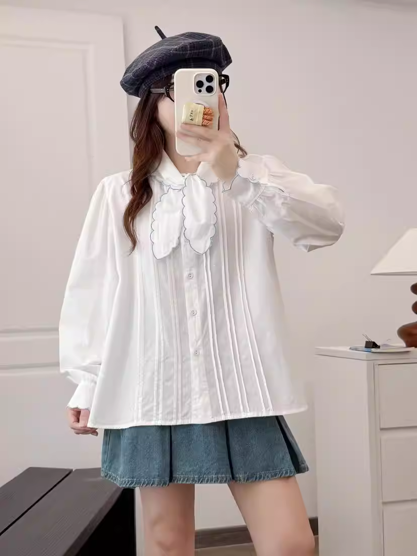 Áo sơ mi cotton xếp ly dáng rộng, cổ buộc dây chéo, tay dài, kiểu dáng trẻ trung, Dream Box 2025 Thu Mới.