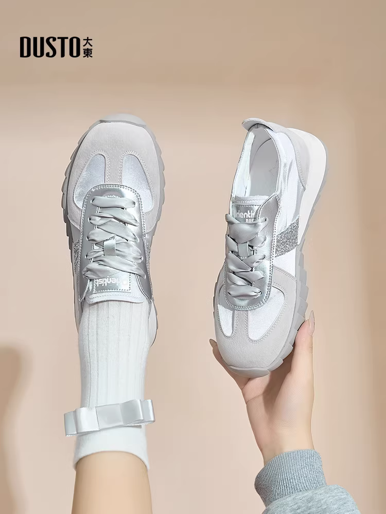 Giày tập múa ba lê bạc Dadong dành cho nữ 2025 Giày mới mùa thu đông Giày nữ mũi tròn màu trắng Giày đế dày Agan