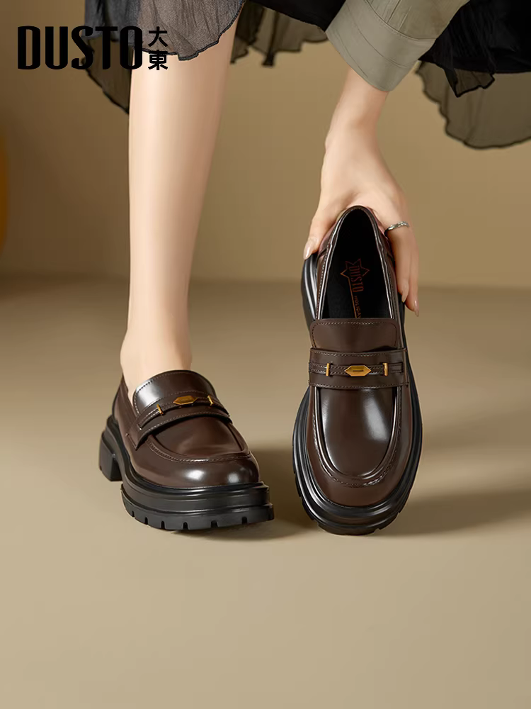 Giày lười nữ đế dày kiểu Anh mới 2025, mùa thu đông, màu đen, đa năng, kiểu JK, giày da nhỏ, dễ mang