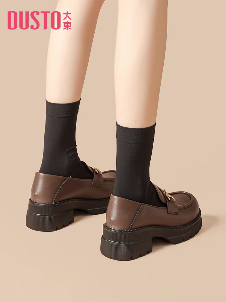 Giày da nữ mũi tròn kiểu mới thu 2025, giày đồng phục JK màu đen đế dày, kiểu lười, giày đơn