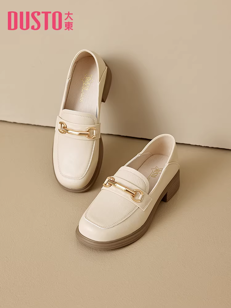 Giày lười da mềm đế dày Dadong dành cho nữ 2025, kiểu mới thu đông, gót dày, giày đơn màu trắng, mũi rộng, phong cách Anh, giày da nhỏ gọn