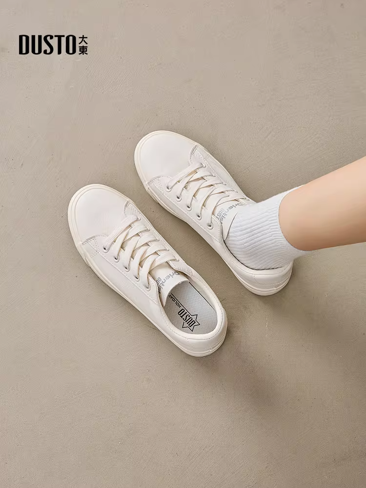 Giày thể thao Dadong nữ 2025 kiểu mới thu đông đế dày đế bằng đa năng buộc dây học sinh màu trắng giày thể thao