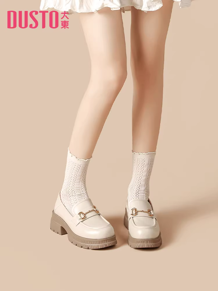 Giày da trắng Dadong dành cho nữ, mùa thu đông 2025, kiểu mới đế dày tăng chiều cao, giày lười đa năng đi làm.