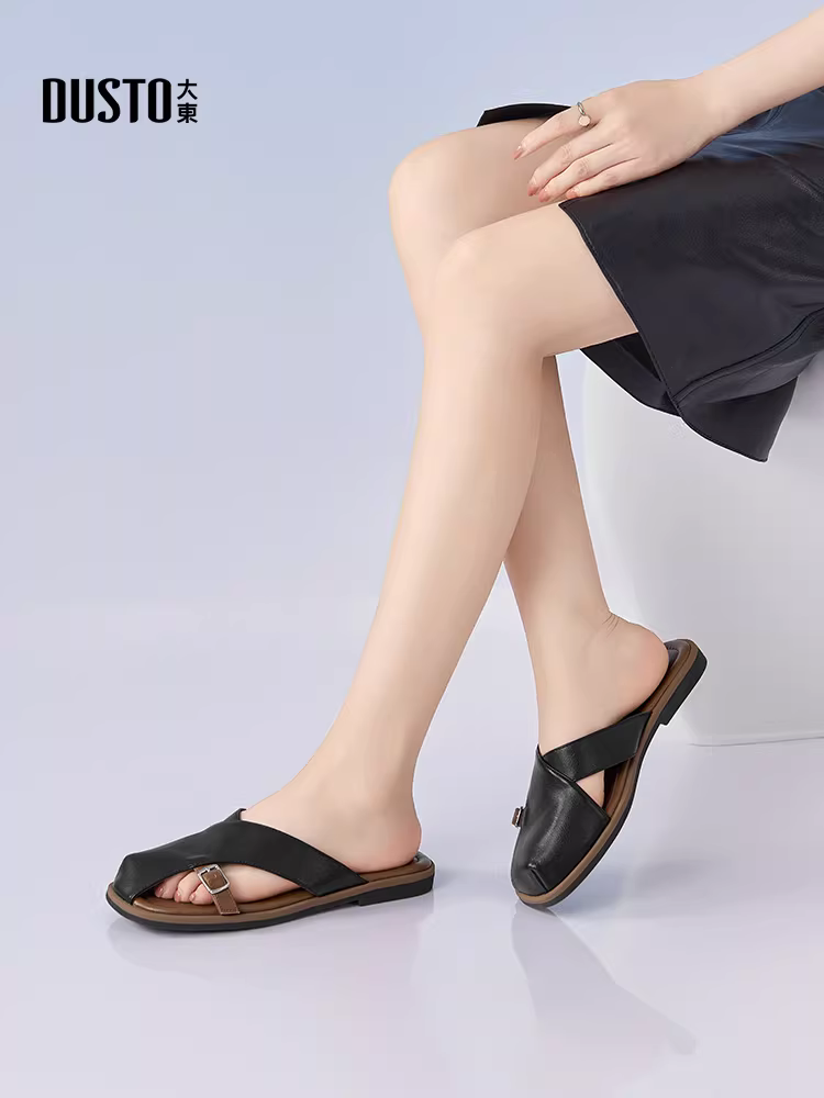 Giày mules nữ đế bằng, mũi kín, đi ngoài trời, mẫu mới hè 2025, giày lười, dép đi biển và dép lê.