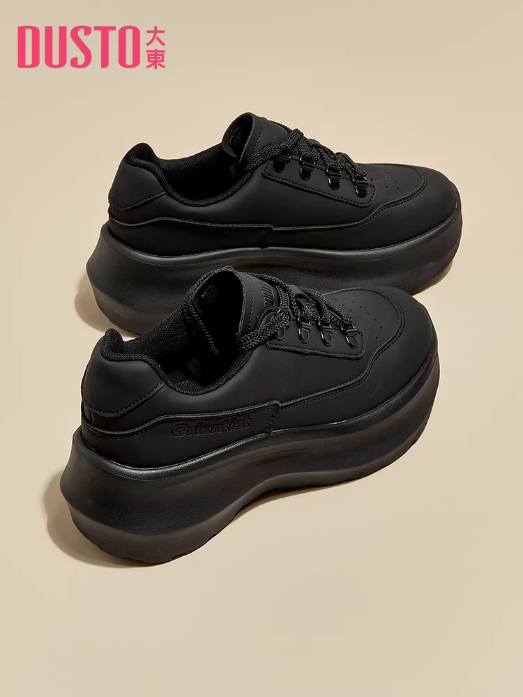 Giày đen Dadong nữ 2025 mẫu mới hot thu đông đế dày tăng chiều cao giày bố phong cách casual giày thể thao đế xuồng nữ