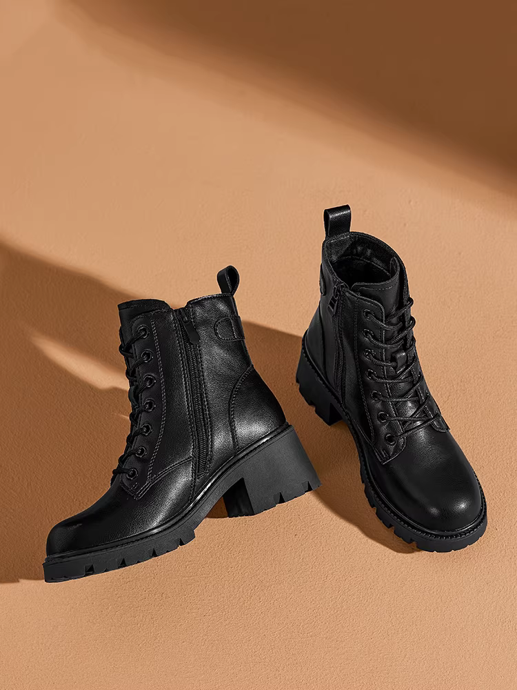 Giày bốt Martin đế dày Dadong dành cho nữ 2025 kiểu Anh mới, bốt ngắn mùa thu đông lót lông, gót dày, gót cao