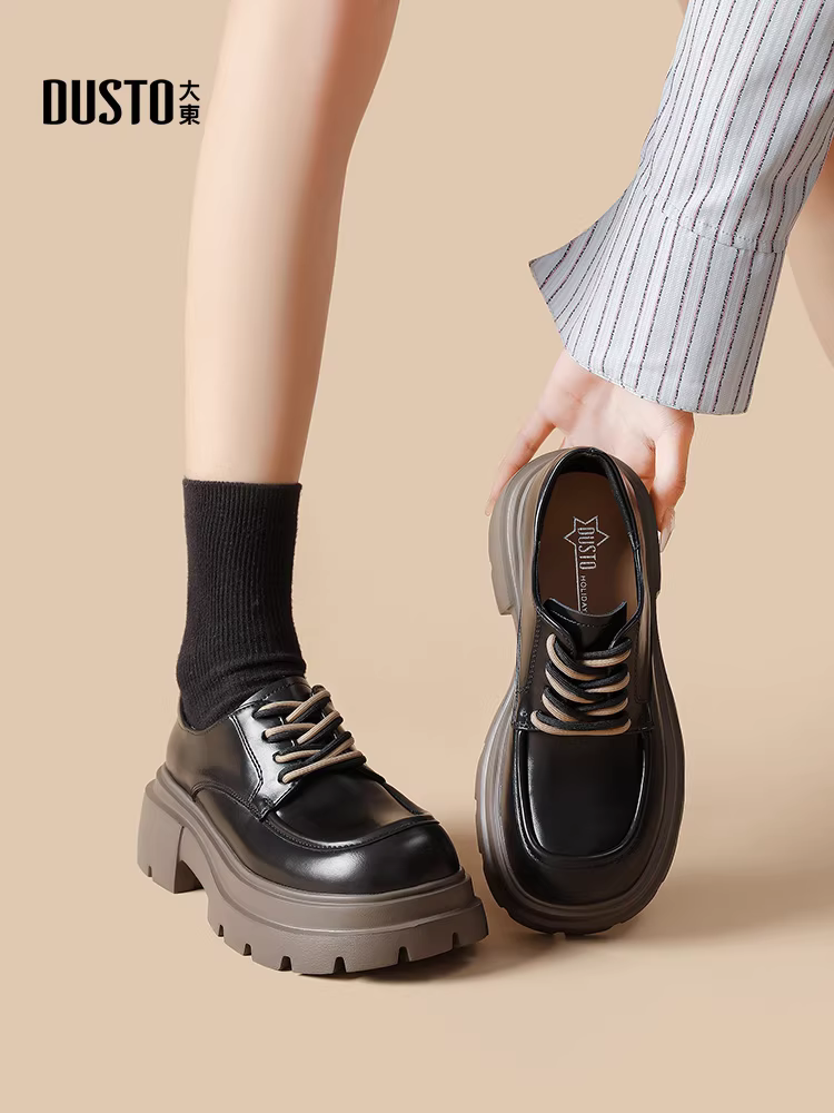 Giày Loafer đen Dadong nữ 2025 kiểu Anh mới thu đông, mũi tròn, đa năng, đế dày, gót thấp, chất liệu da nhỏ gọn.