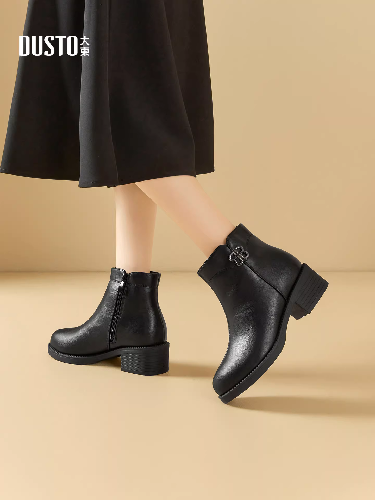 Giày bốt ngắn màu đen Dadong dành cho nữ, giày Chelsea mùa đông 2025 mới dành cho nữ, giày bốt lót lông giữ ấm, giày dành cho mẹ trung niên và người già.