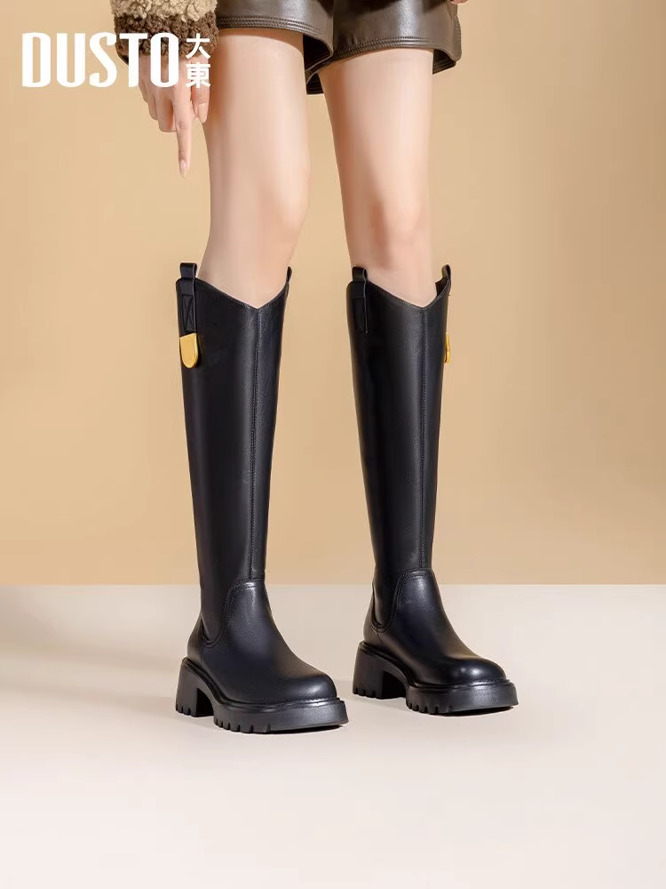 Giày bốt cao cổ dáng nhỏ nhắn Dadong dành cho nữ, mẫu mới mùa thu đông 2025, màu đen, đế dày, kiểu dáng chữ V, giày cao cổ đi xe.