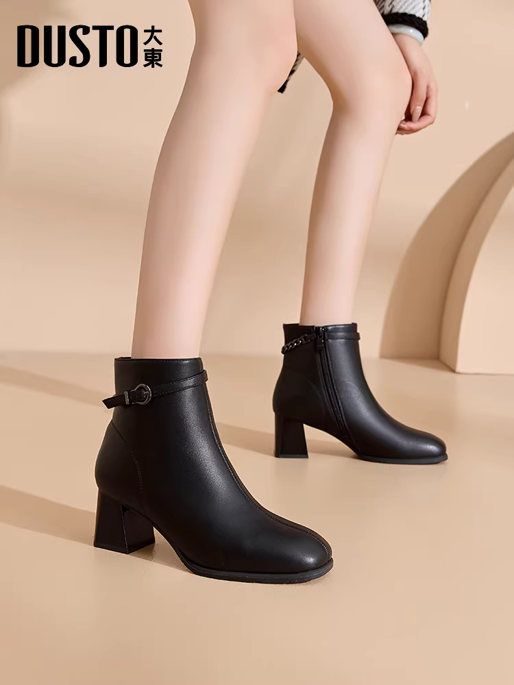Giày bốt ngắn màu đen Dadong dành cho nữ, kiểu mới thu đông 2025, gót cao chunky, kiểu Chelsea, bốt ôm sát, bốt cổ ngắn kiểu Pháp.