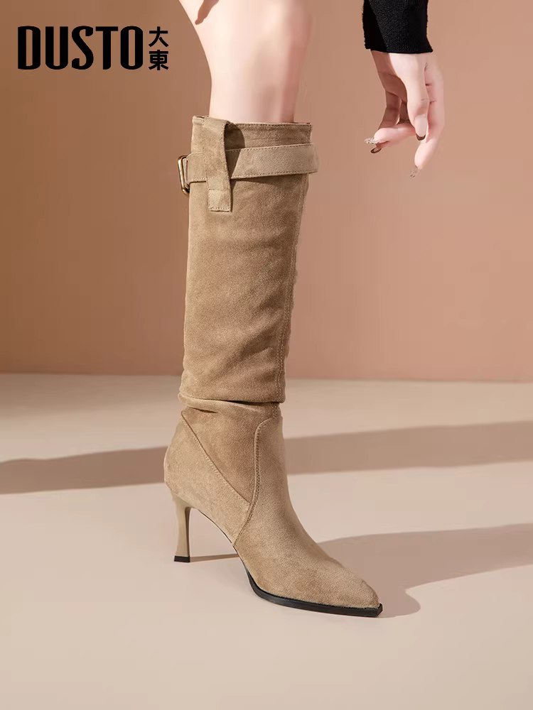 Giày bốt cao gót nhọn mũi đế thấp Dadong dành cho nữ, mẫu mới thu đông 2025, chất liệu da lộn, kiểu dáng cao cổ, ôm sát chân, chất liệu thun co giãn.
