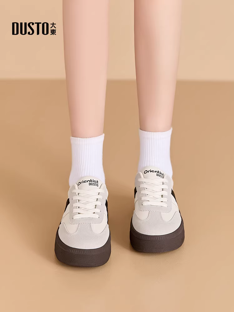 Giày nữ Dadong Dexun 2025 mẫu mới hot mùa thu đông, giày bệt đa năng, giày thể thao nữ thời trang, phong cách casual.