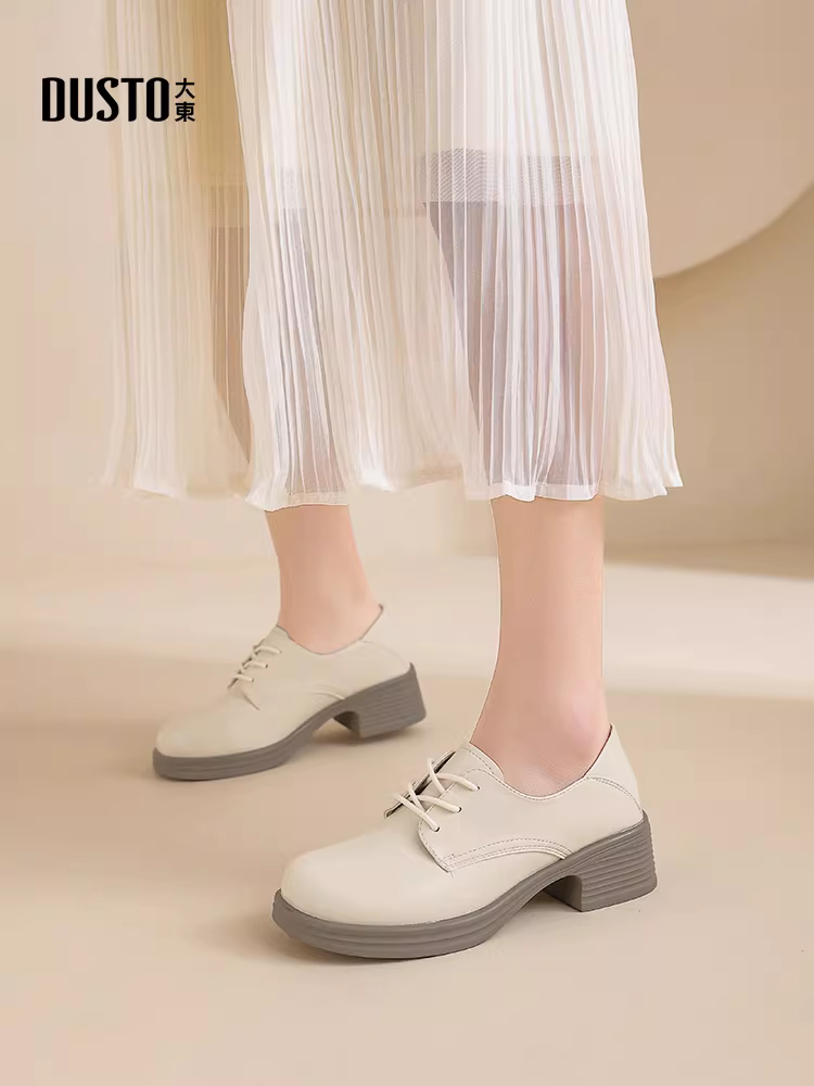 Giày da nữ 2025 mới thu đông màu đen đế dày kiểu Anh, giày lười cổ sâu, giày da đi làm