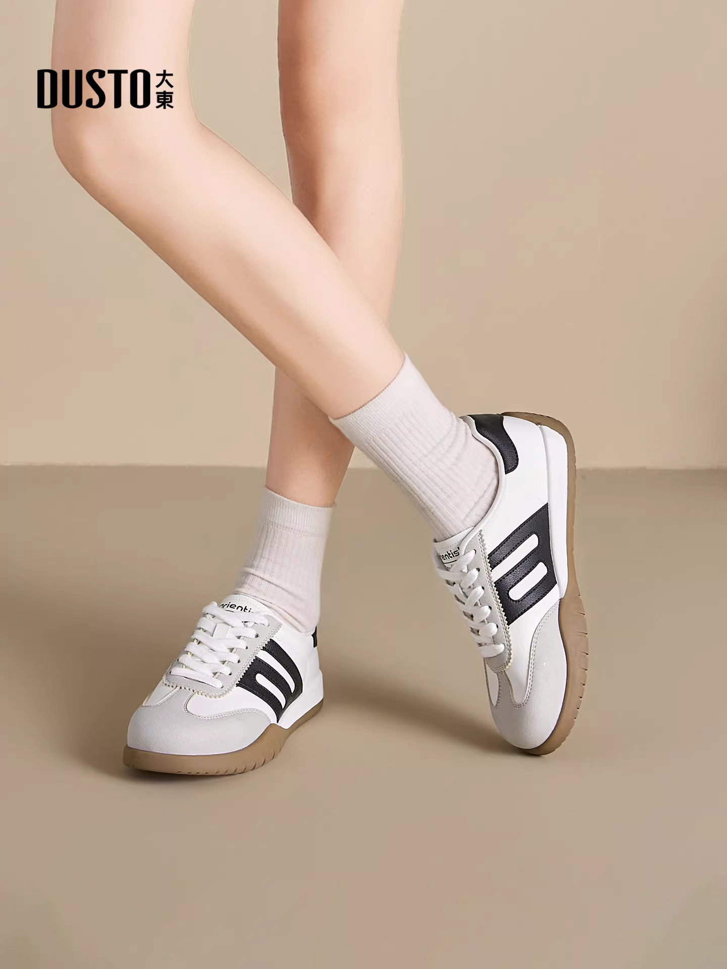 Giày tập luyện đạo đức Dadong màu đỏ dành cho nữ, kiểu dáng mùa đông mới 2025, rất hấp dẫn và đa năng, giày thời trang hợp xu hướng, giày Agan dành cho nữ.