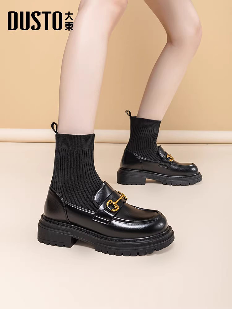 Giày bệt da đen Dadong dành cho nữ 2025, kiểu Anh, mùa thu đông mới, giày da nhỏ gọn, kiểu dáng ôm sát, đế dày, cổ ngắn