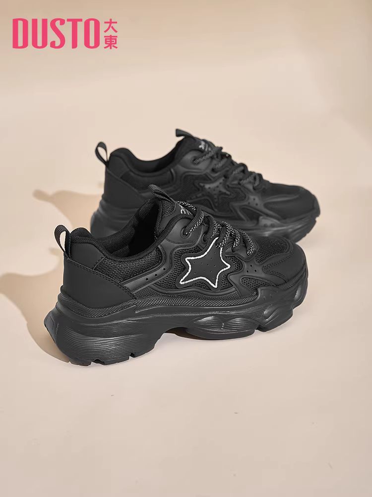 Giày thể thao đế dày màu đen dành cho nữ, mẫu thu đông 2025 mới, giày tăng chiều cao cho nữ nhỏ nhắn, giày thể thao nhẹ dành cho nữ.