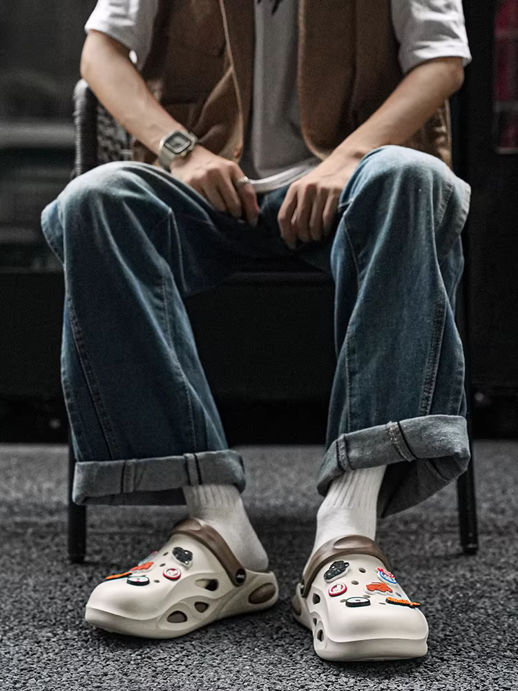 JEEP/Jeep dép đi trong nhà mùa hè mới dành cho nam, chống trơn trượt và chống mùi, dép đi bộ đường dài đế dày, guốc