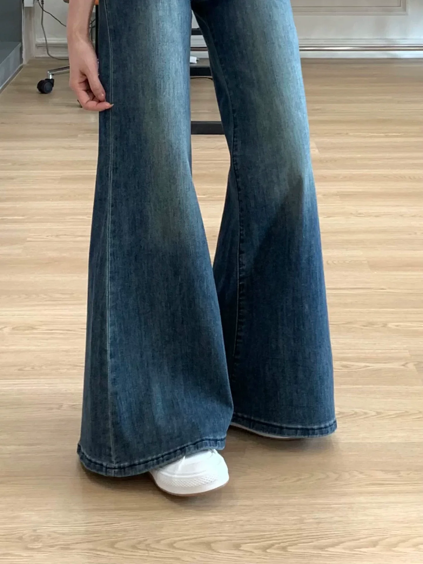 Quần jean dáng loe cổ điển dành cho nữ, mùa thu, size lớn, cạp cao, co giãn, mềm mại, che hông, quần ống chuông tôn dáng